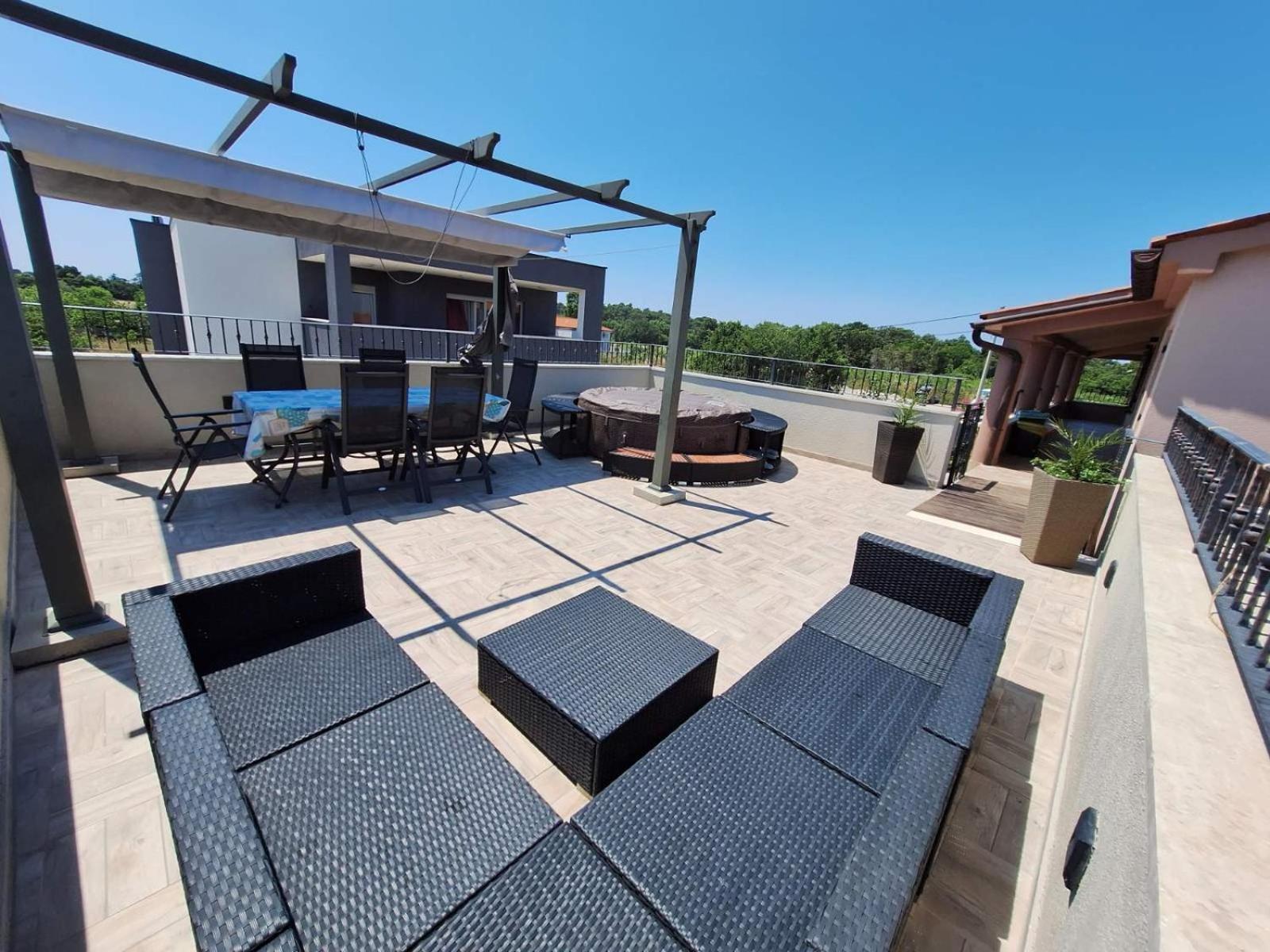Apartments Ines Pula Luaran gambar