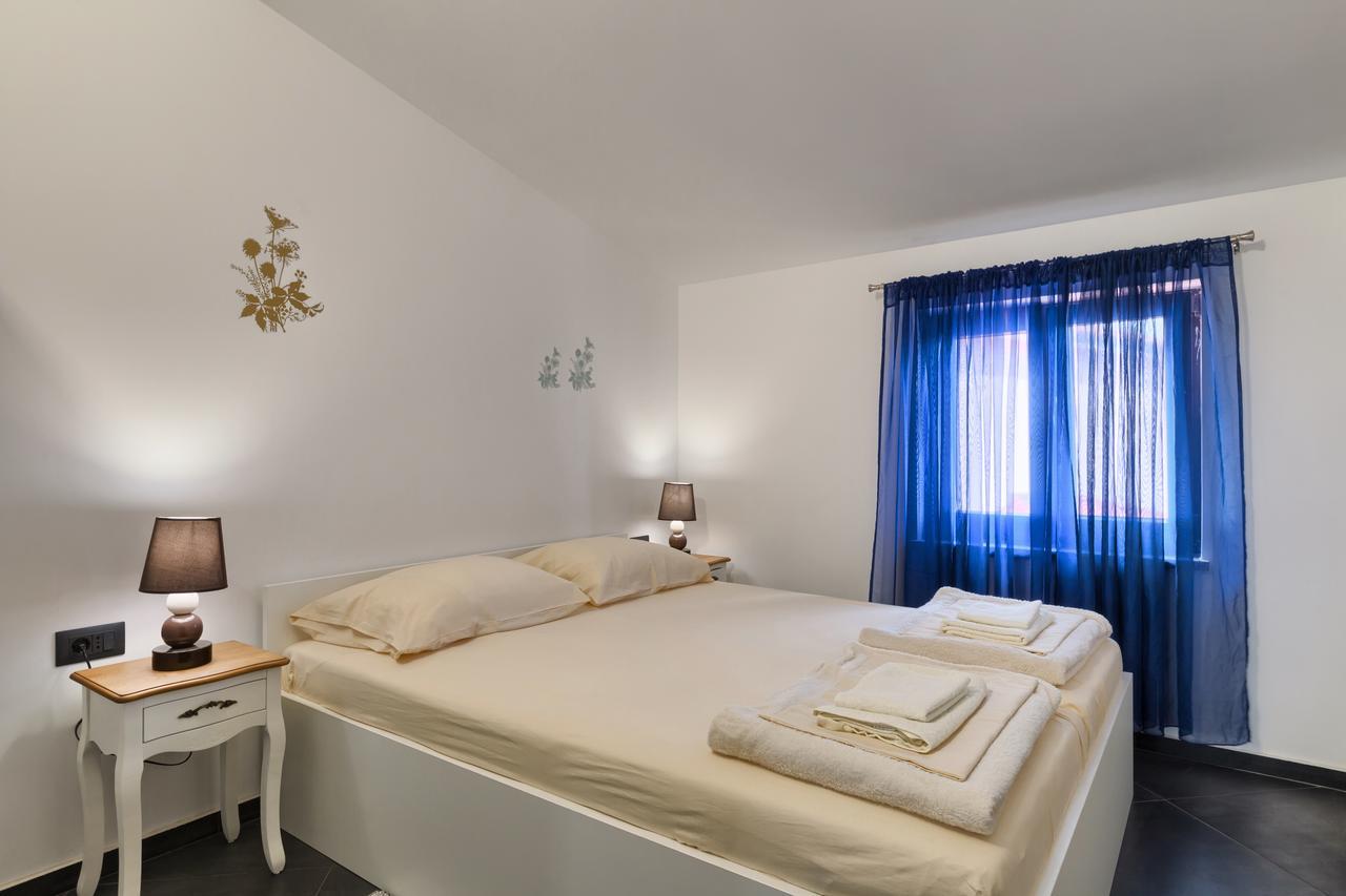 Apartments Ines Pula Luaran gambar