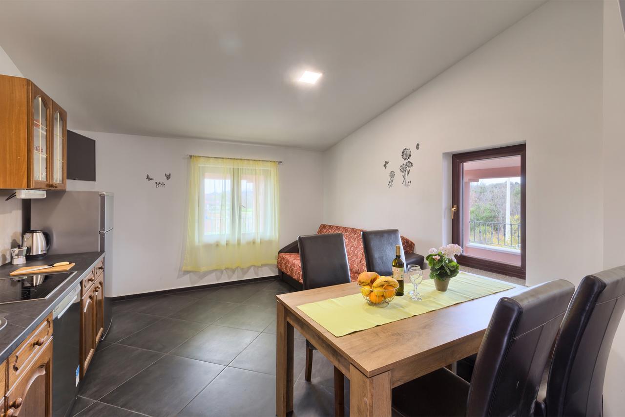 Apartments Ines Pula Luaran gambar