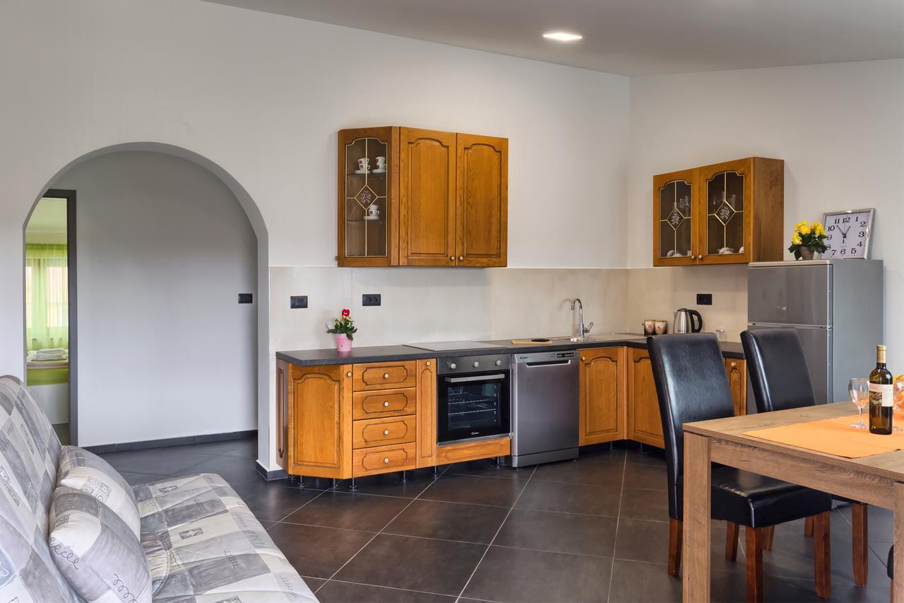 Apartments Ines Pula Luaran gambar